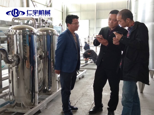 小瓶矿泉水设备厂家 小瓶矿泉水设备厂家